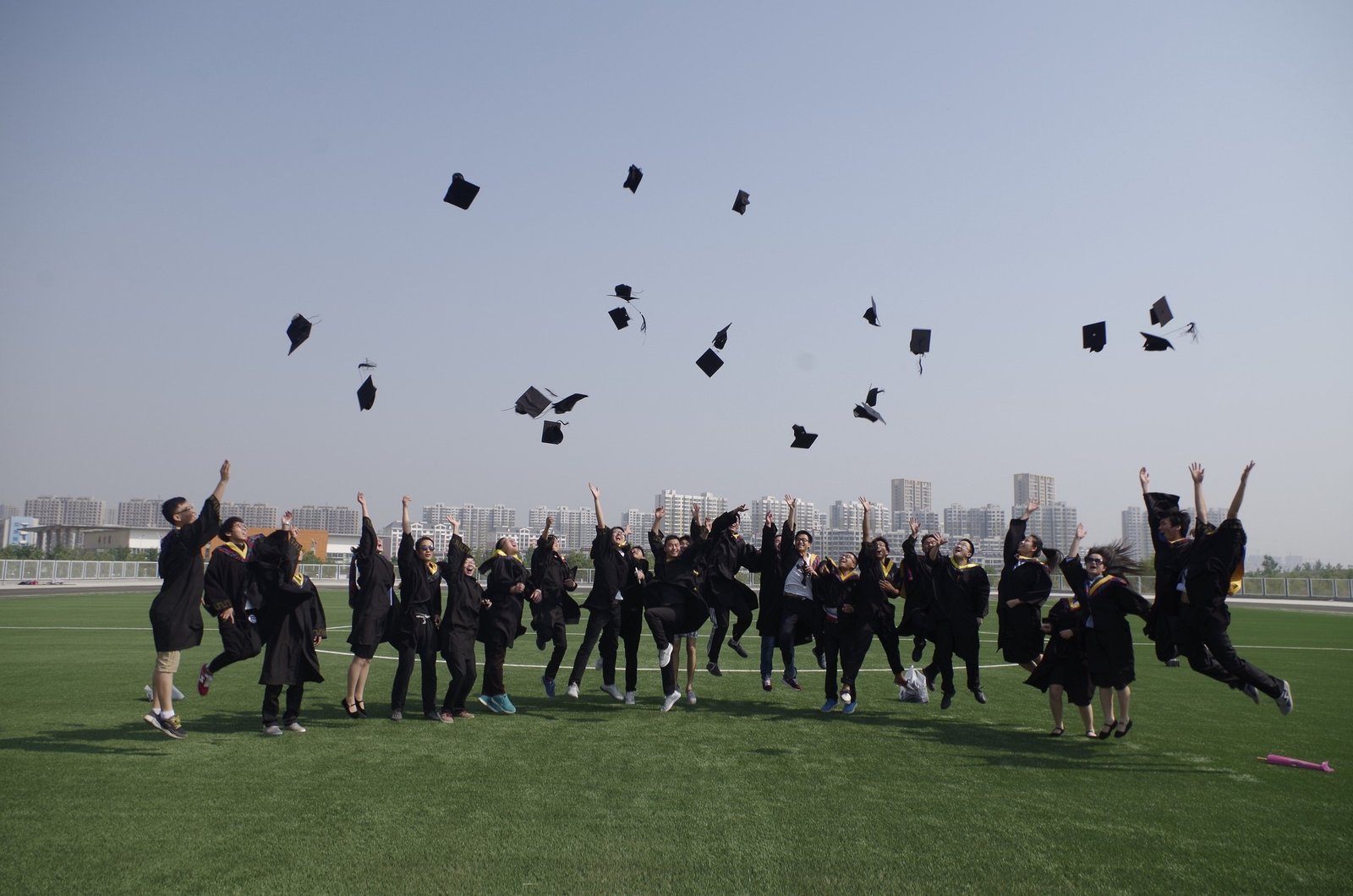 Twain présente les 7 aides pour les jeunes et pour les étudiants